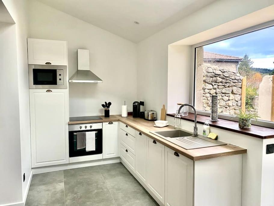 Superbe Appartement Avec Jacuzzi Et Jardin Prive Marlhes Exteriör bild