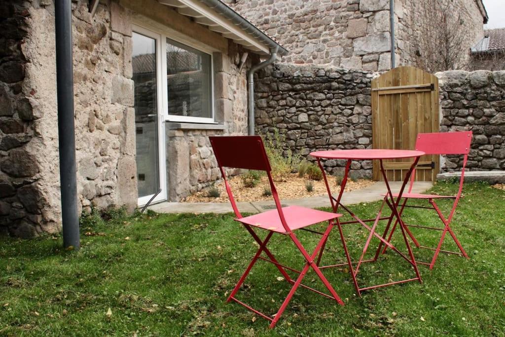 Superbe Appartement Avec Jacuzzi Et Jardin Prive Marlhes Exteriör bild